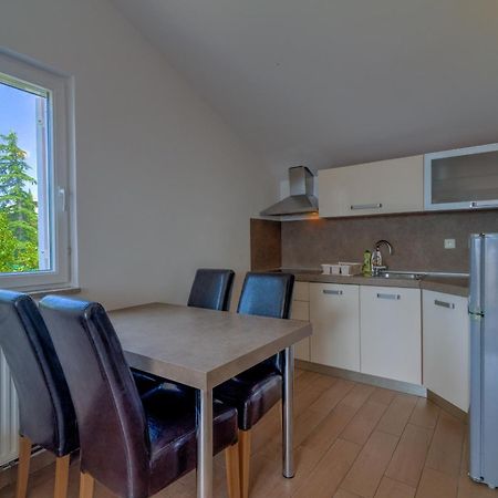 Apartmani Lili Novi Vinodolski Zewnętrze zdjęcie