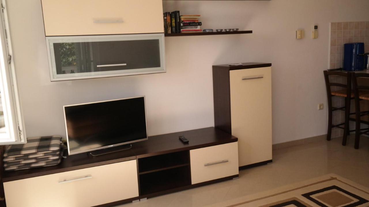 Apartmani Lili Novi Vinodolski Zewnętrze zdjęcie