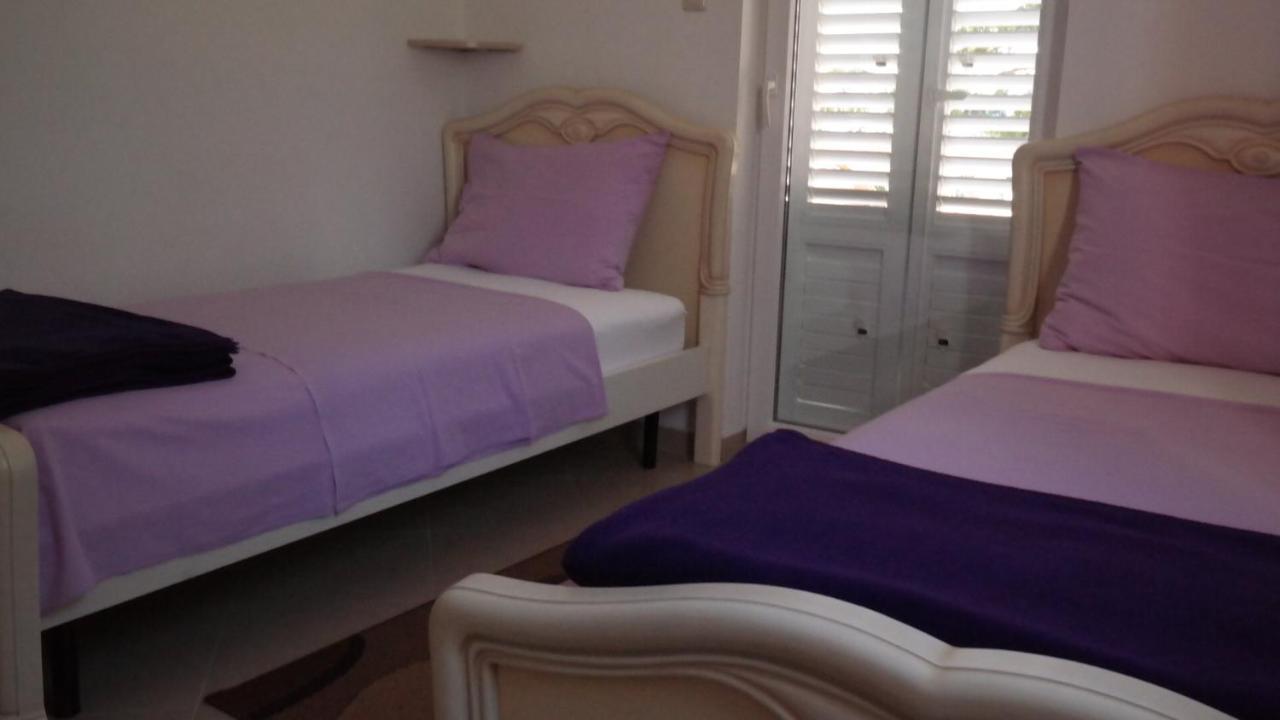 Apartmani Lili Novi Vinodolski Zewnętrze zdjęcie