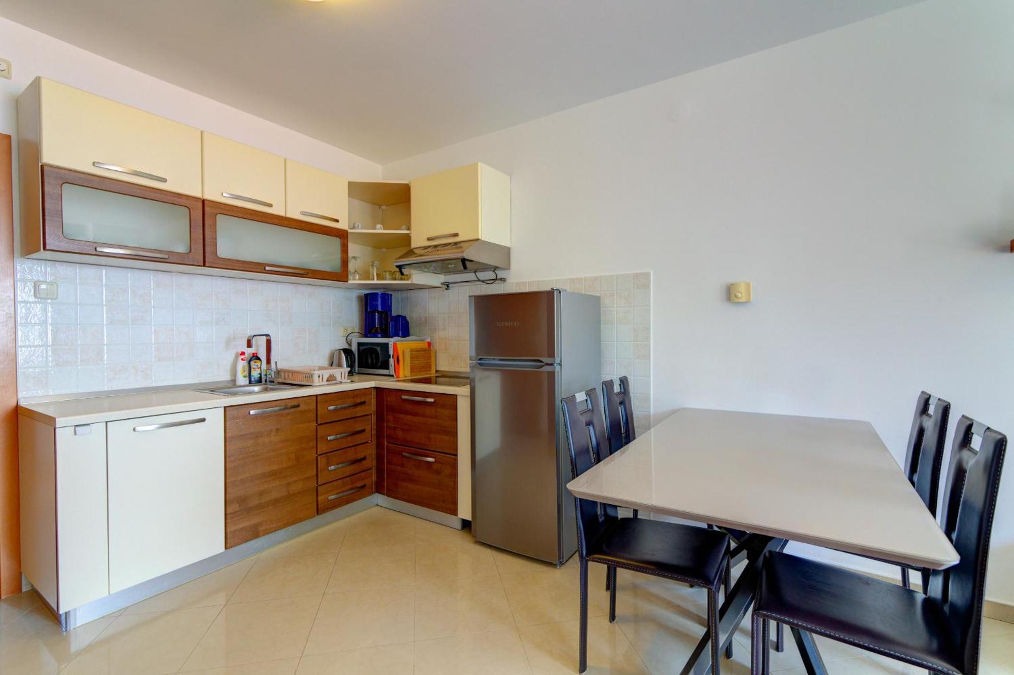 Apartmani Lili Novi Vinodolski Zewnętrze zdjęcie