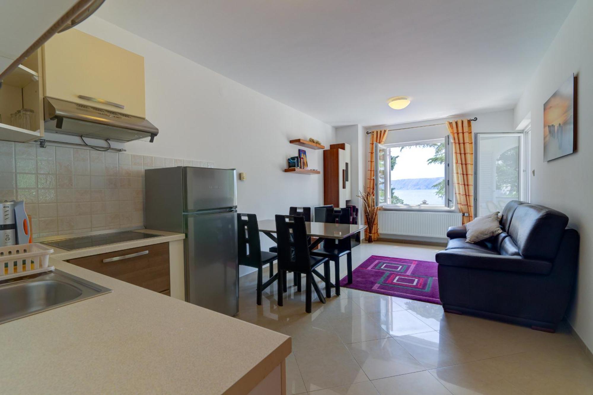 Apartmani Lili Novi Vinodolski Zewnętrze zdjęcie