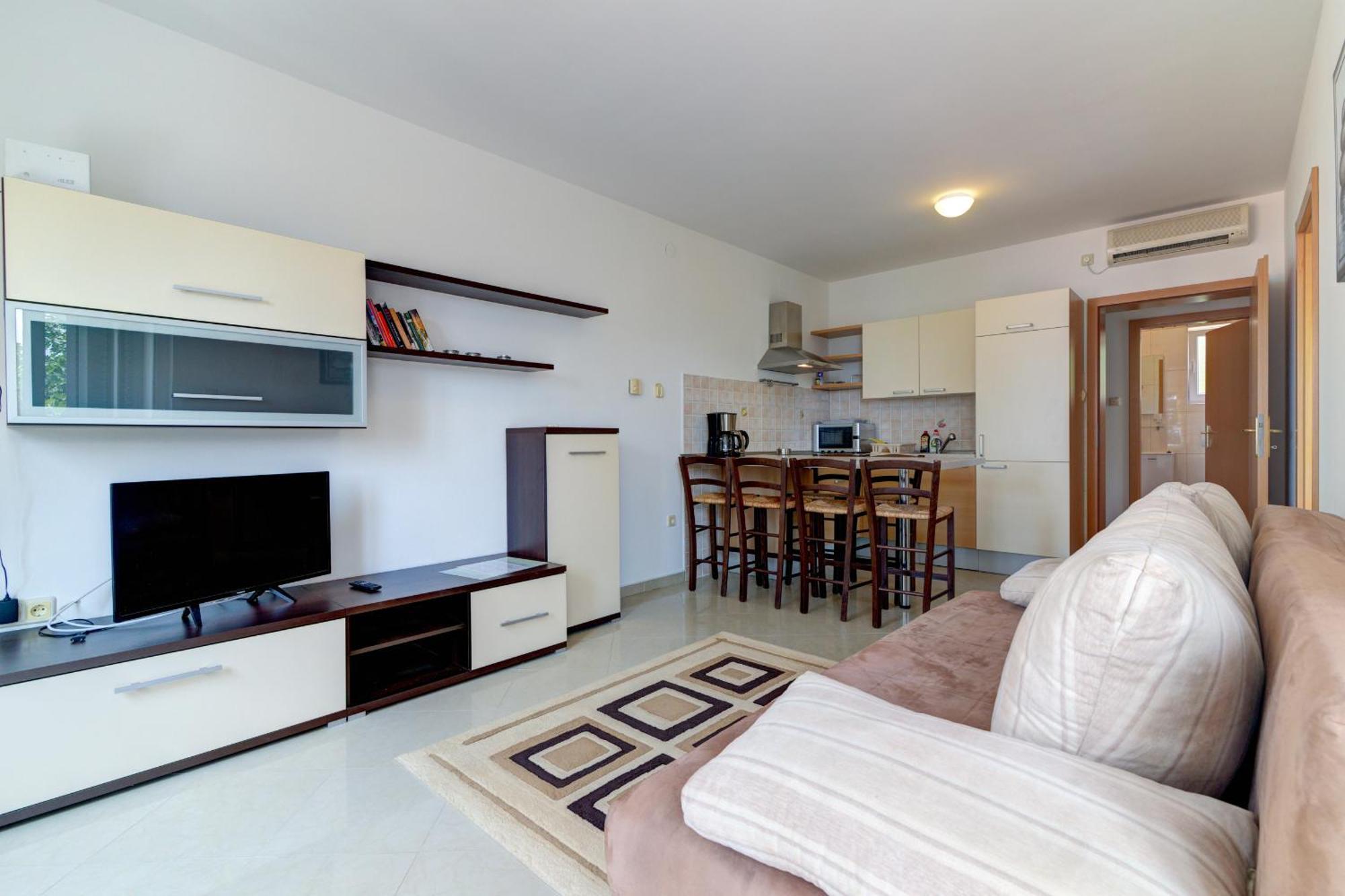 Apartmani Lili Novi Vinodolski Zewnętrze zdjęcie